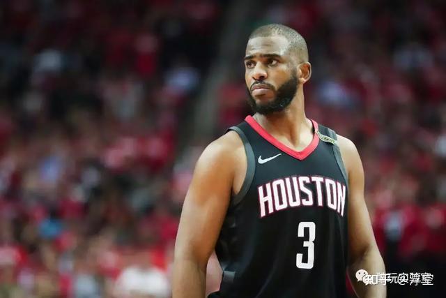 萨林杰32+15+11深圳胜上海 刘铮20分周鹏15分